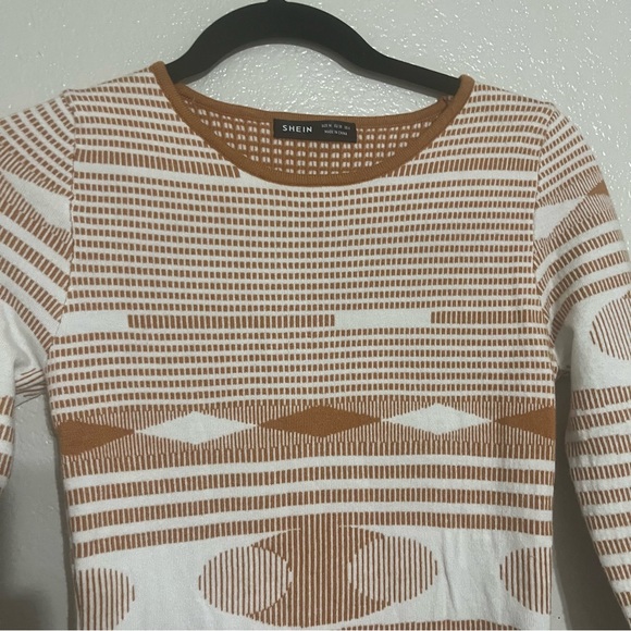 SHEIN Striped Pattern Burnt Orange and White Bodycon Sweater Dress Size 6 - Picture 8 of 8